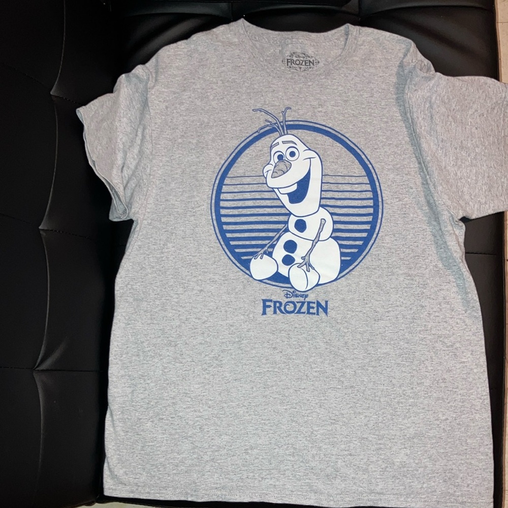 DISNEY OLAF T-SHIRT LARGE
